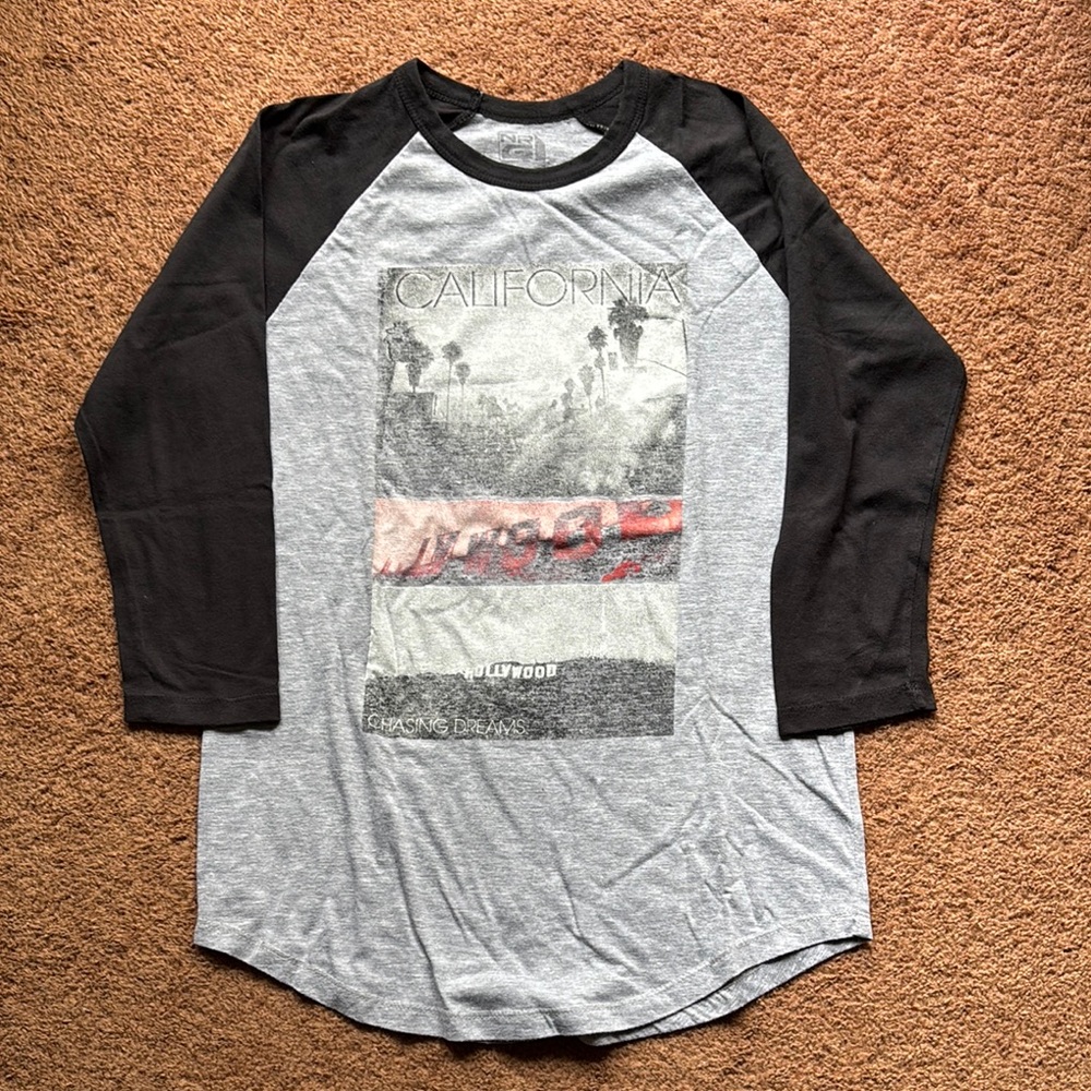 California Graphic Raglan Tee 3/4 sleeve casual grey black everyday comfort